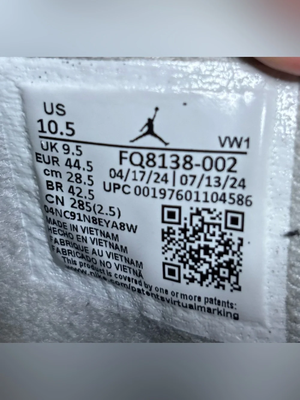 Jordan 4 Retro Fear 2024 Size 10.5